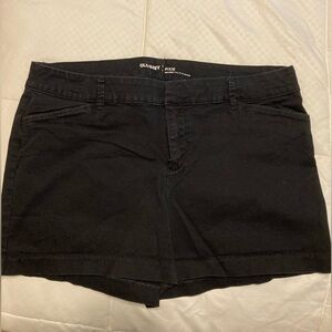 Old Navy shorts. Pixie Mid-Ride black shorts size 12 with 3.5” inseam